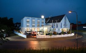 Hotel Vater Rhein  3*